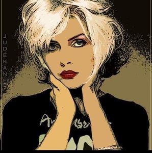 Meet your Posher, Dee